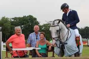 v.l.n.r: Mense Toering, Arjen Vos, Karin Bentum, Albert Zoer.